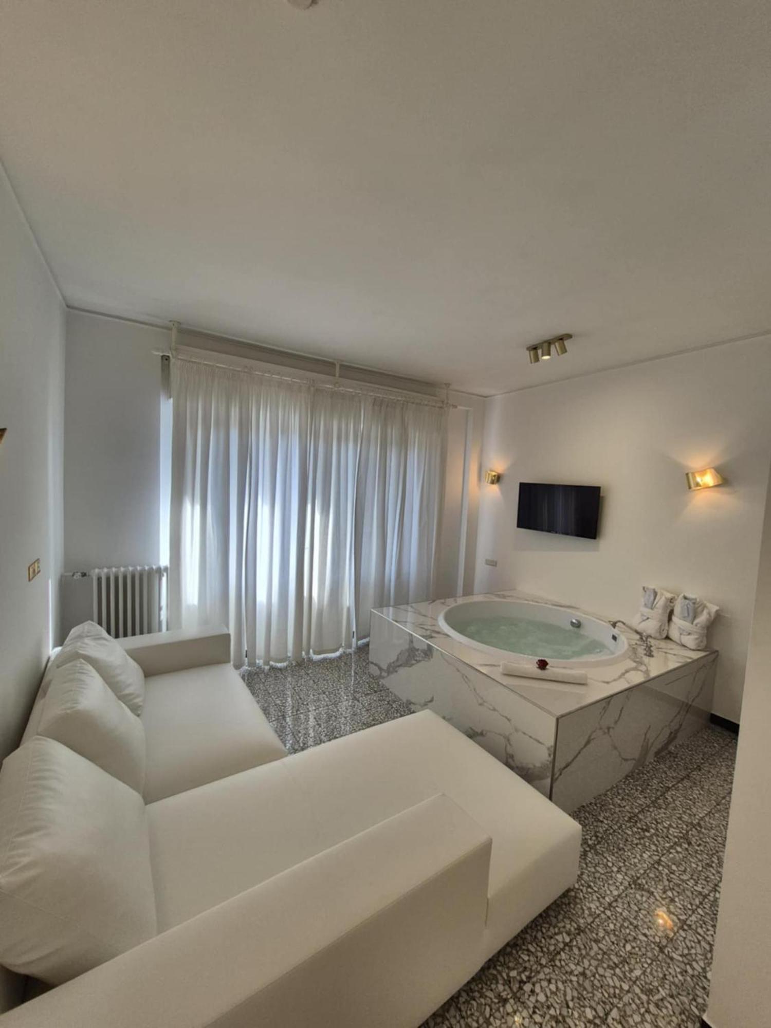Eveline Portosole Hotel Sanremo Exteriér fotografie